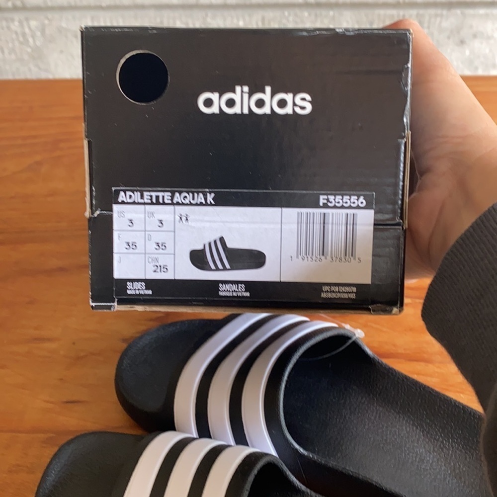🆕 Sz 3 Adidas Kids Adilette Aqua